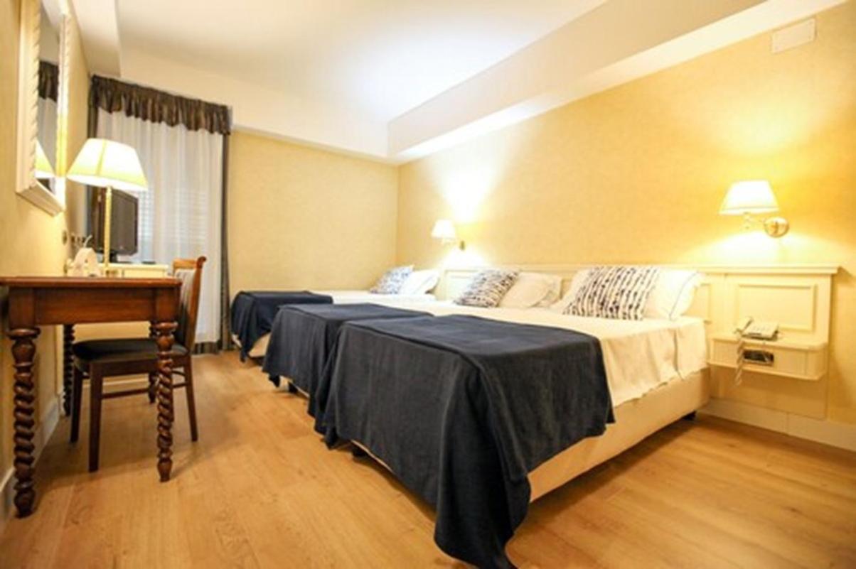 Hotel I Gigli Nola Esterno foto