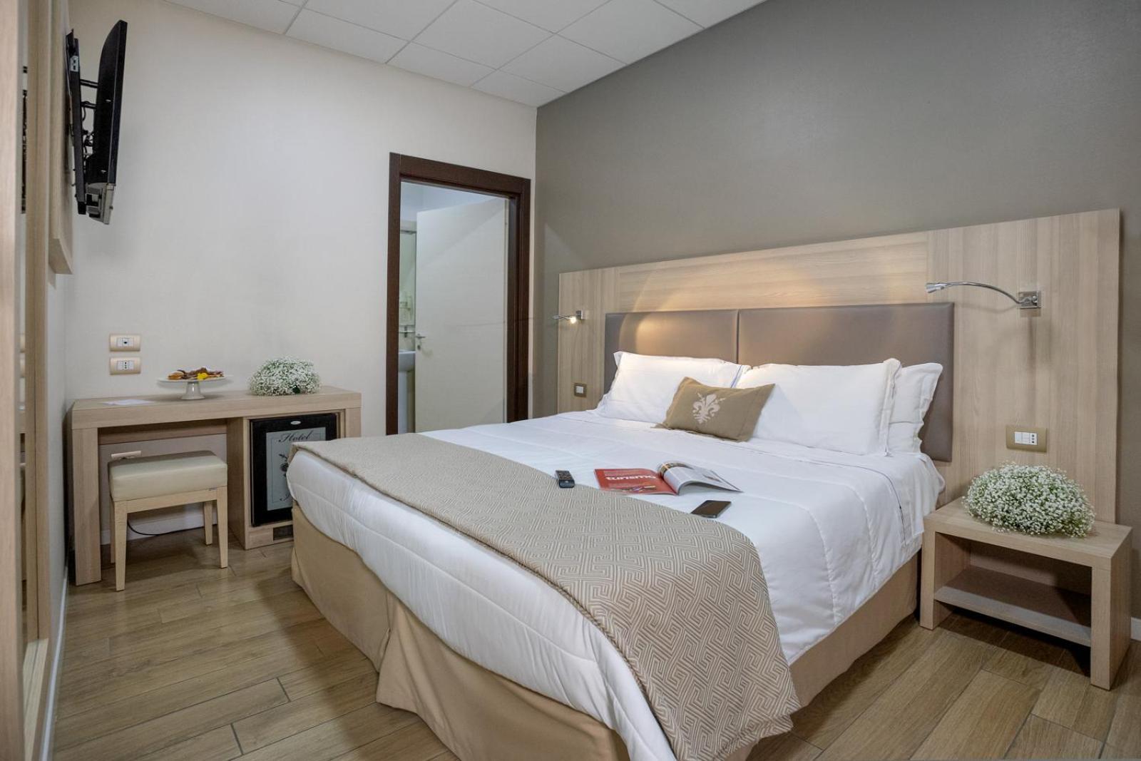 Hotel I Gigli Nola Esterno foto